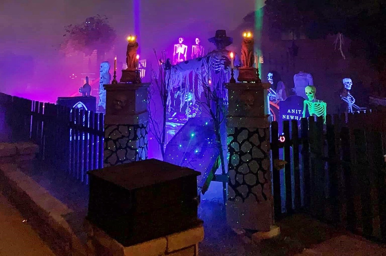 Phoenix's Best Haunted Houses and Halloween Displays in 2022 DIY Playbook