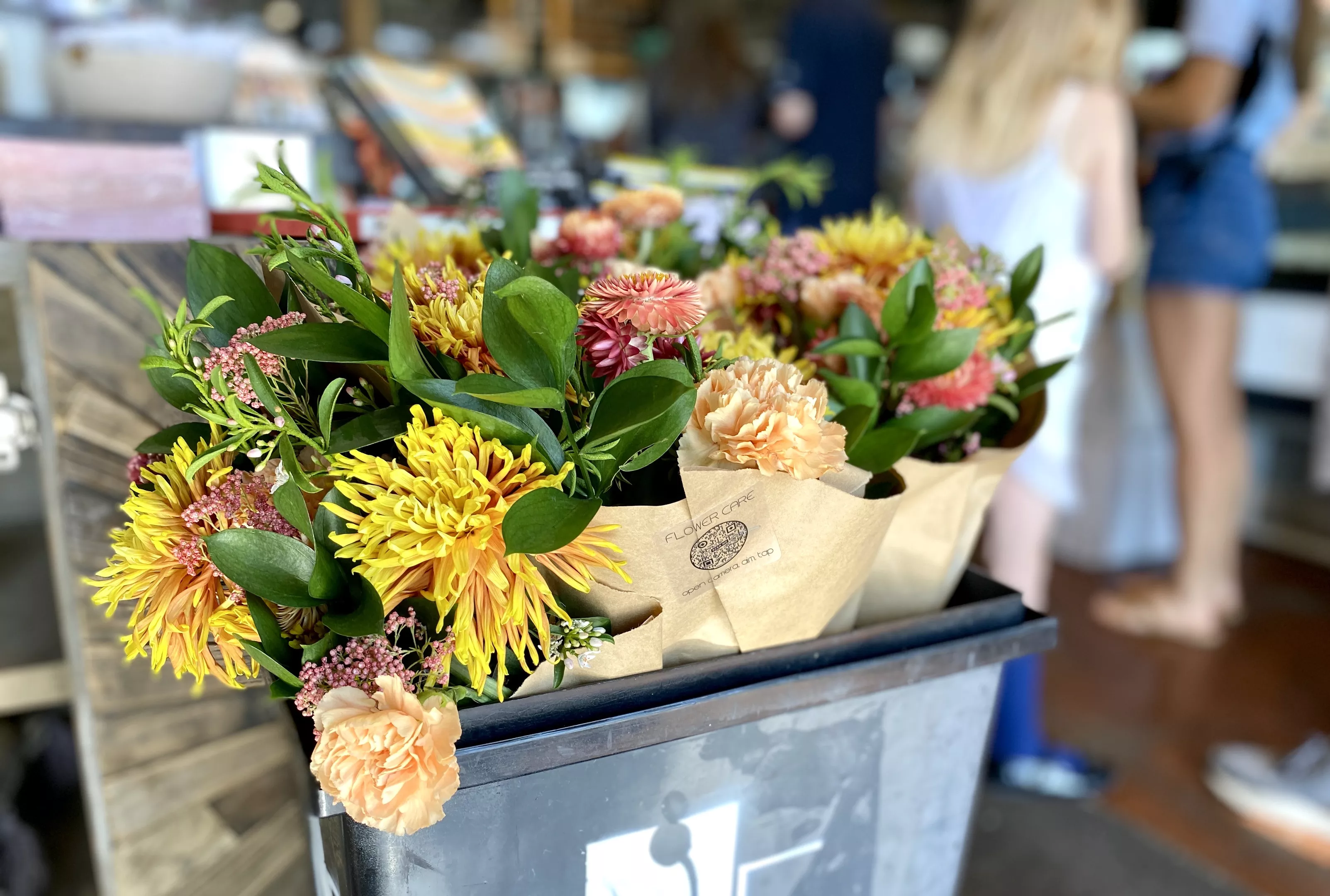 These Phoenix restaurants and coffee shops also sell flowers Phoenix