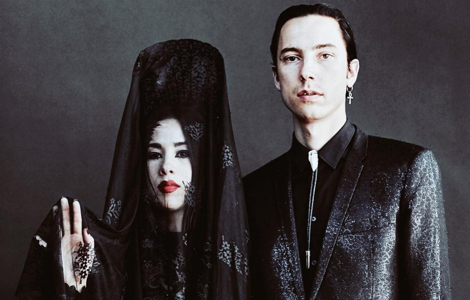 SHE'S WITH THE BAND Episode 44: Alexandra & Zachary James (TWIN TEMPLE –  Knotfest