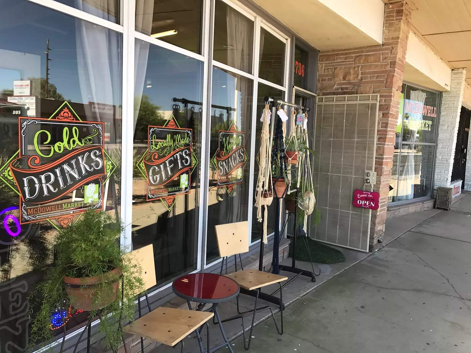 First Look Inside the New Palabras Bilingual Bookstore Location