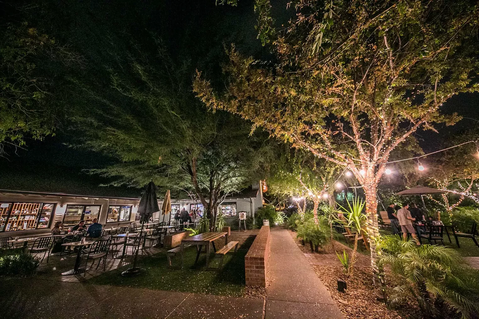 Visual Aid Top Restaurant Patios in the Greater Phoenix Phoenix New