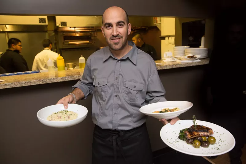 Image: Out-of-work employees of the service industry may apply for up to $500 through the AZ Restaurant Strong Relief Fund.