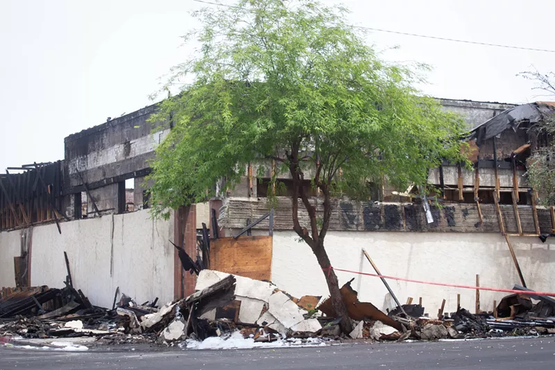 Image: A vacant office building on West Van Buren Street caught fire overnight.