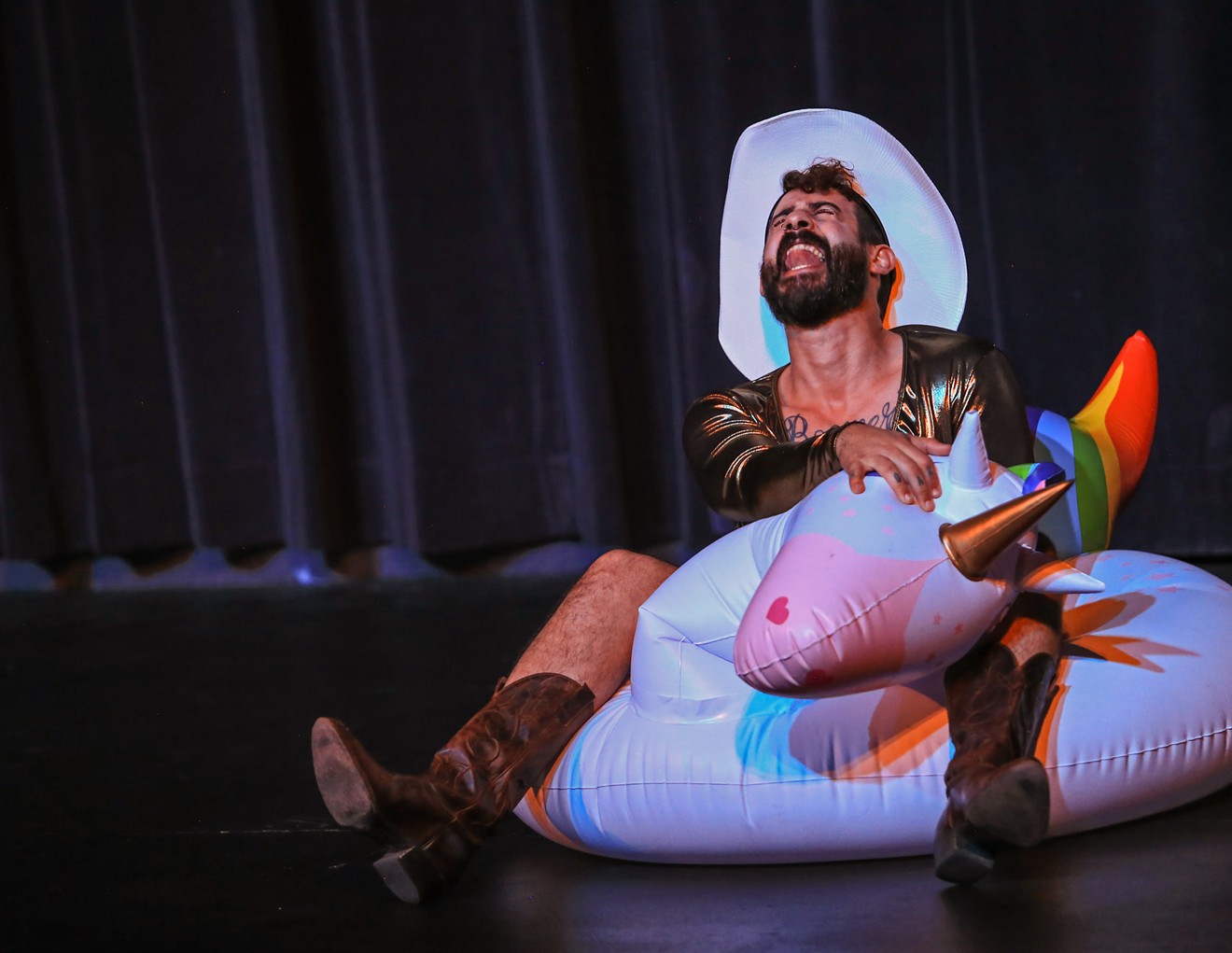 Felix Cruz performs Unicorn Blowjob in Scottsdale.
