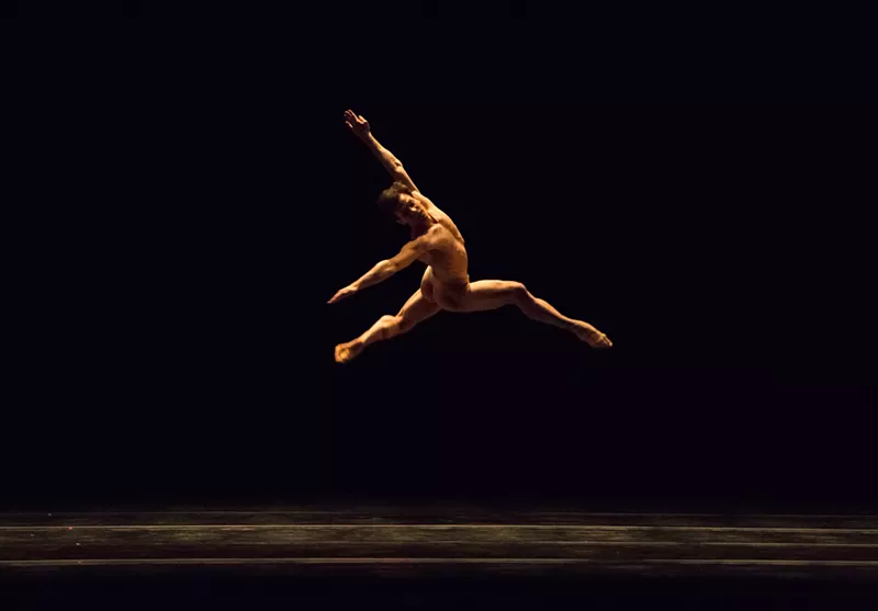 Image: Ballet Arizona dancer Nayon Iovino in PacoPepePluto. Choreography by Alejandro Cerrudo.